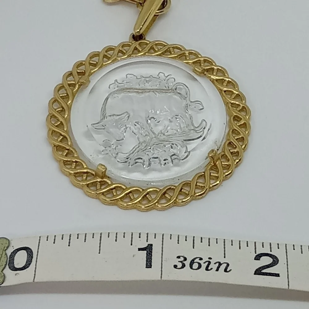 * vintage Crown Trifari Zodiac Taurus glass intaglio pendant necklace 26